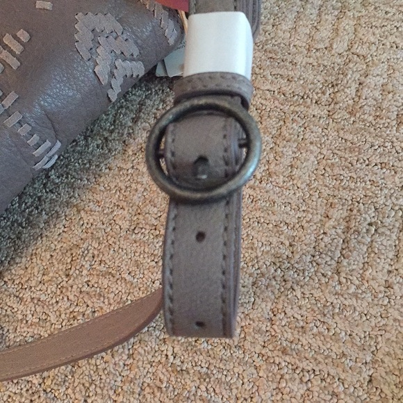 Lucky Brand Leather Crossbody Bag - Picture 9 of 9